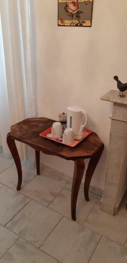 Casa San Salvadore Favalello ภายนอก รูปภาพ
